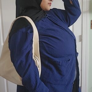 Elegant Cream Shoulder Bag